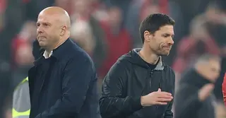 আর্নে স্লটকে সরিয়ে জাবি আলোনসোকে কোচ করার গুঞ্জন